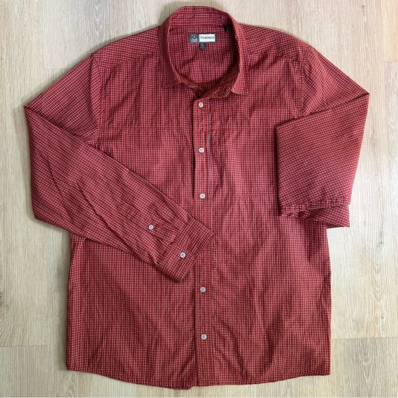 Toad & Co Insect Shield Organic Cotton Red Plaid Buttoned Down Long Sleeve Shirt - Picture 2 of 14